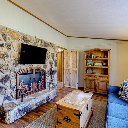Pine Woods Cabin Мак-Генри Экстерьер фото