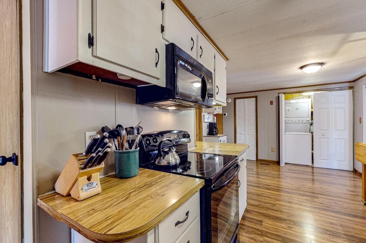 Pine Woods Cabin Мак-Генри Экстерьер фото